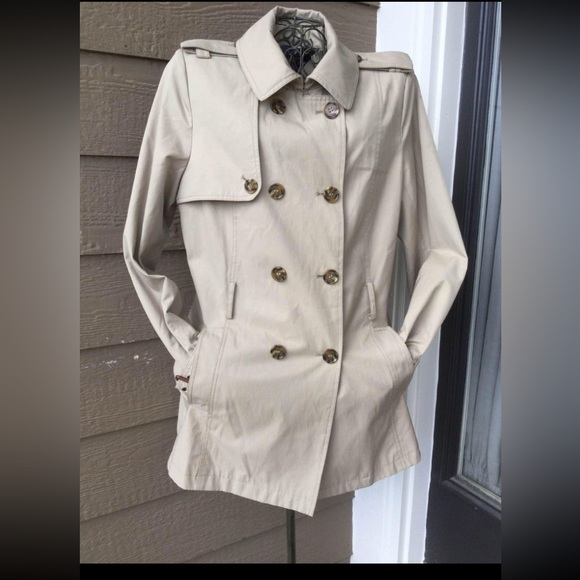 Tommy Hilfiger women’s tan trench coat Large Fall Spring - Picture 2 of 16